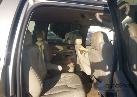 2001 GMC Yukon Xl 1500 Slt z USA, uszkodzony, nr VIN 3GKFK16TX1G270835